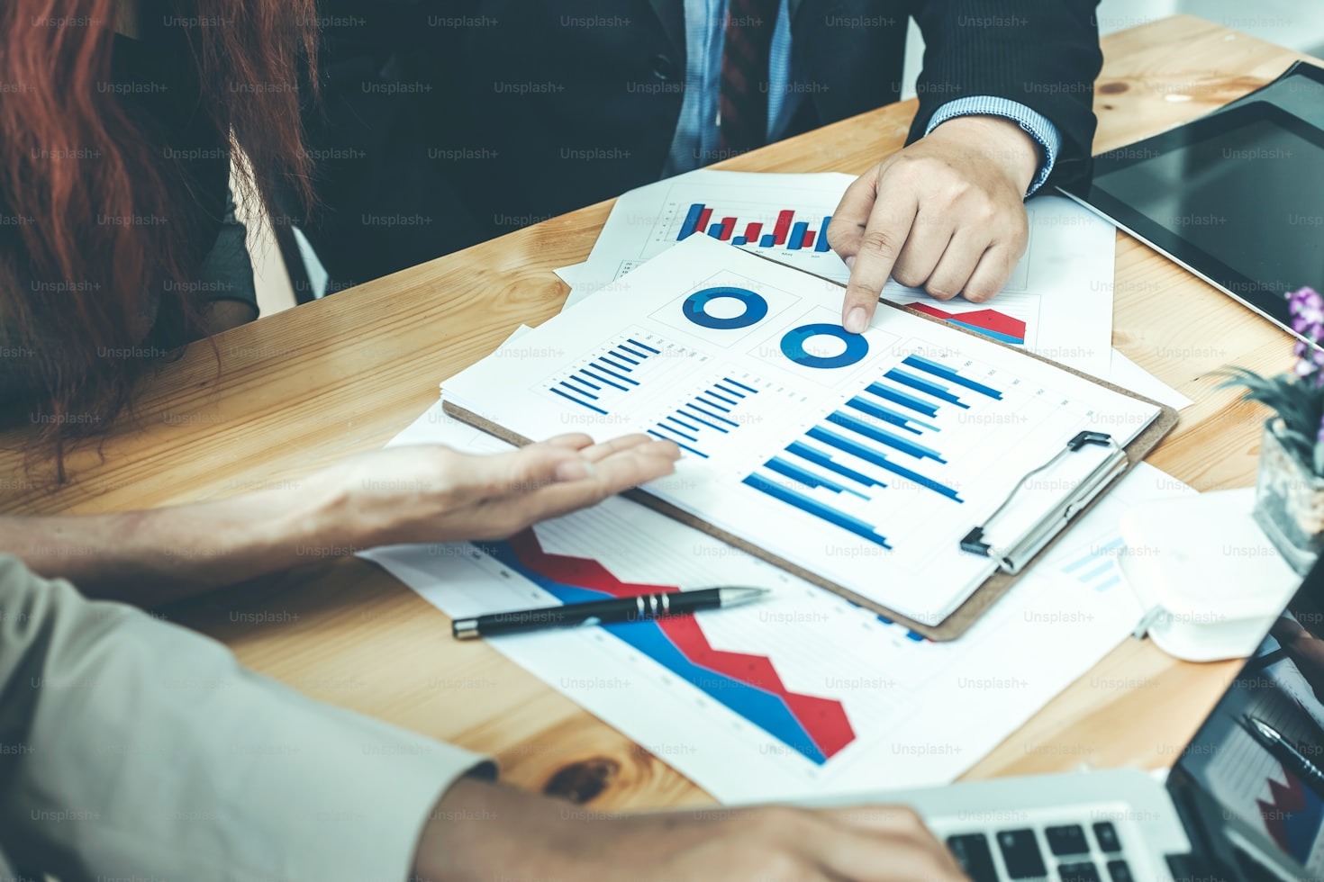 How To Build Wealth On A Budget